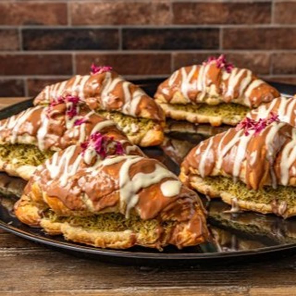 Dubai Croissant Box.